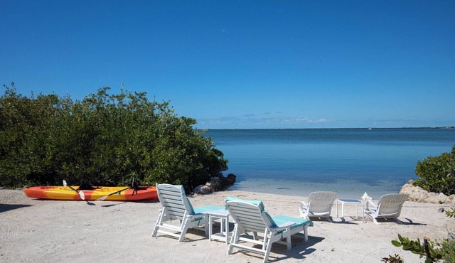 Oceanfront Home w/Dock, Kayak & Beach Area