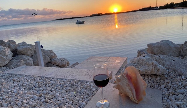 Oceanfront Oasis 3-bedroom house on private Island. Marathon FL