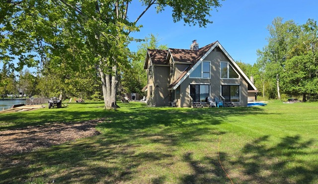 One of a kind location on Mullett Lake & Cheboygan River