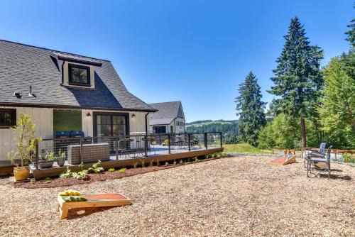 Oregon Wine Country Retreat: Sip & Dine Outside