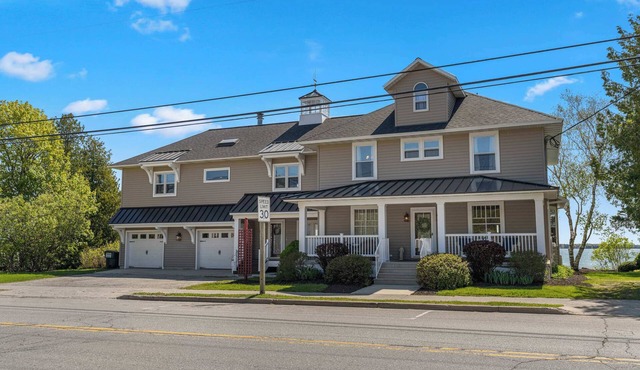 Our Lakeside Legacy - Expansive Retreat in Downtown Baileys Harbor