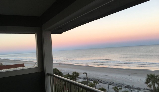 PANORAMIC OCEANFRONT CORNER UNIT! Book a Week 749/Monthly 1590 w/No Cleaning fee in Myrtle Beach