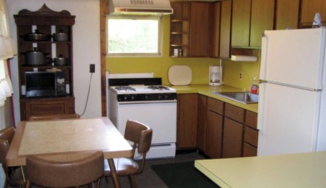 Papins Resort Cabin #3