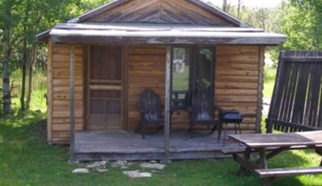 Papins Resort Little Cabin