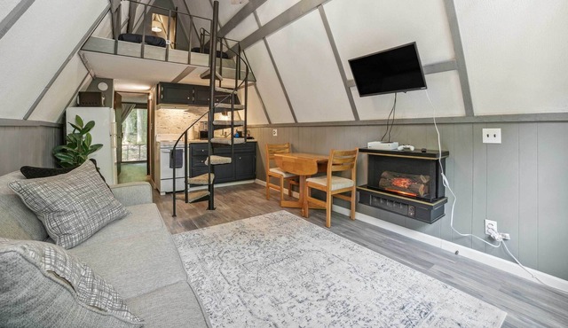 Peaceful Gaylord Cabin Rental Near Otsego Lake!