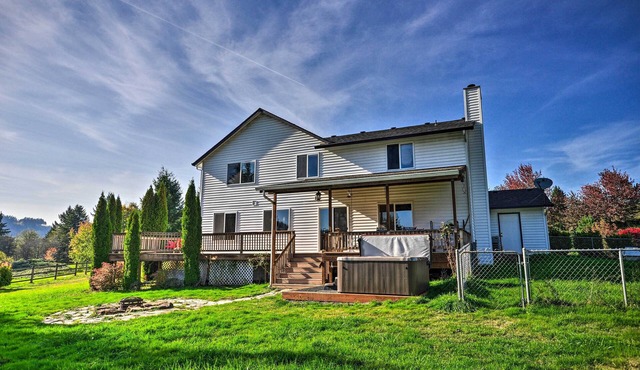 Peaceful, Pet-Friendly Washougal Paradise!
