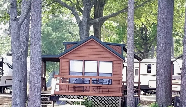 Peaceful Serenity on the Lake in this Beautiful Lakefront Beach House