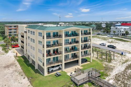 Pelican's Perch by Pristine Properties Vacation Rentals