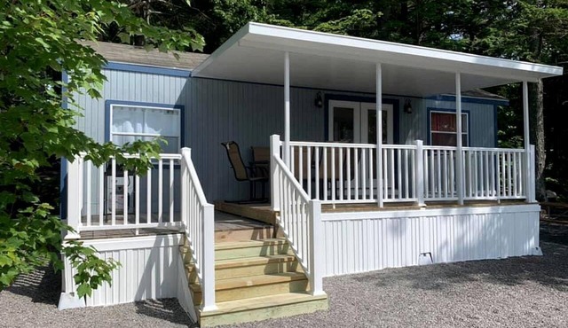 Pet-Friendly Glamping Stay with Beach Views in Naples, Maine in Naples