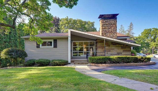 Pet-Friendly Michigan Escape w/Patio