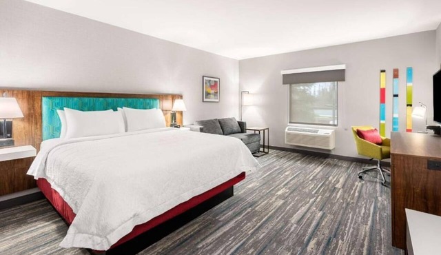 Pet-Friendly Portland Stay with Free Breakfast, Free Parking, and Indoor Pool!