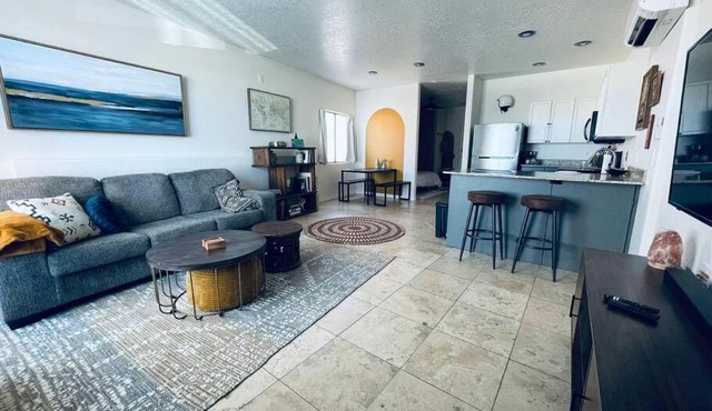 Pet Friendly! Private retreat in Nob Hill