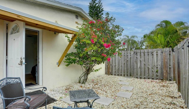 Pet-Friendly Stuart Studio < 3 Mi to Downtown!
