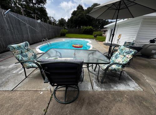 Pool House