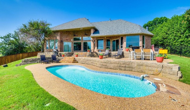 Poolside Fun! Private Lakefront Little Elm Escape