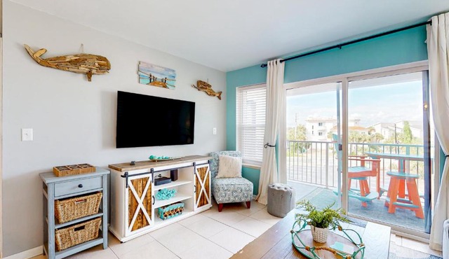 Poolside Villas 303