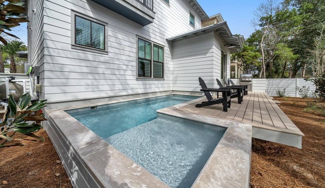 Private 20ft. Pool, New Construction Home - Bikes