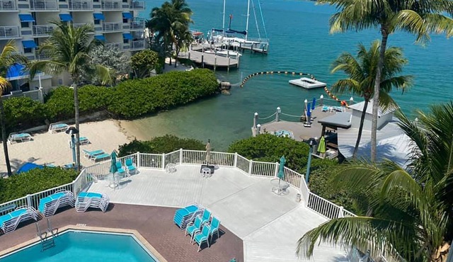 Private Beach Galleon Marina Resort, 2-Bedroom + Amenities