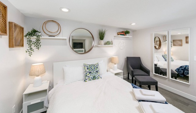 Private Downtown White Salmon apartment