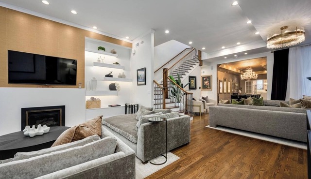 Private Historical Mansion,Luxury Home in Chicago’s Gold Coast, Event-Capable.