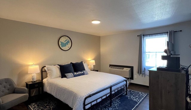 Private King Studio Close to the Action and Recently Renovated
