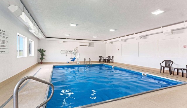 Quality Inn & Suites Ferdinand in Ferdinand
