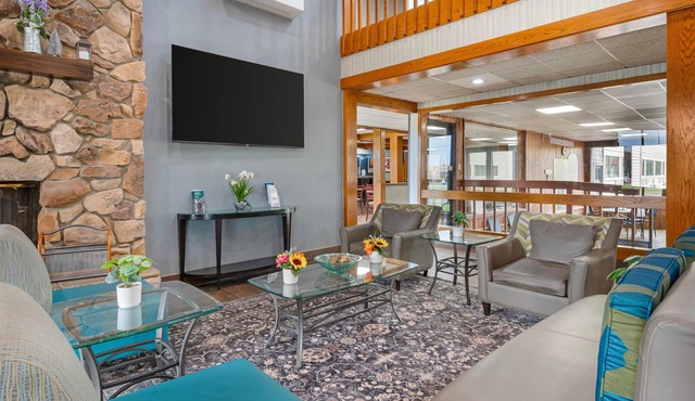 Quality Inn & Suites Goshen