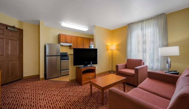 Relax in a Home-Like Suite w/BBQ Access Minutes from Novi Attractions