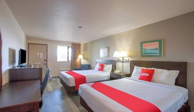Relaxing Pet-Friendly Room Perfect for Woodland Getaways - Close to Local Dining