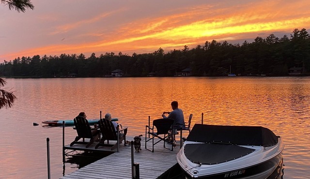 Remodeled Lakefront Cottages on Upper Saranac Lake