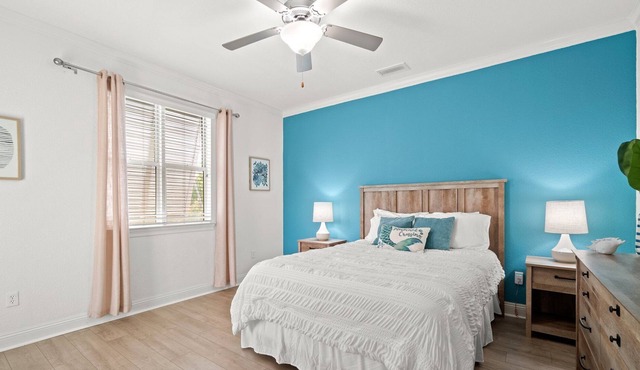 Resort Pool | Pet Friendly | Sea Renity by Loma Homes