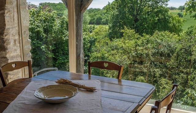 Restored 18th century farmhouse near Albi in Rouffiac