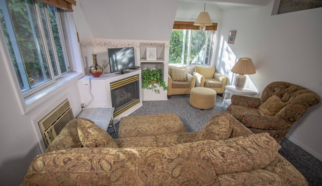 Ridges Inn & Suites