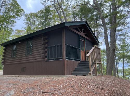 Rivers Edge Cabins - Tranquil Nook in Cushing