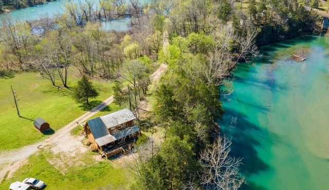 Roaring River Fishing & Family Basecamp