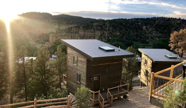 Romantic Treehouse Retreat near Zion National Park