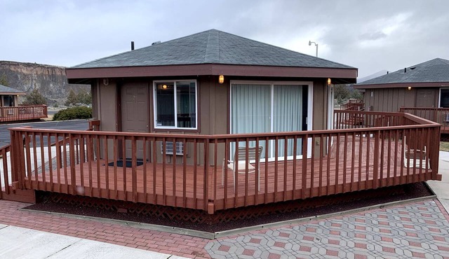 Room with TWO Double-sized Beds, Pets OK with Additional Fee