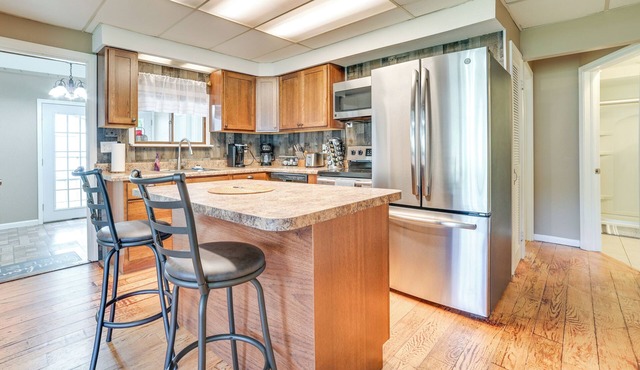 Roscommon Vacation Rental Near Higgins Lake!