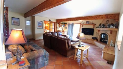 Running Bear River Lodge in Red River