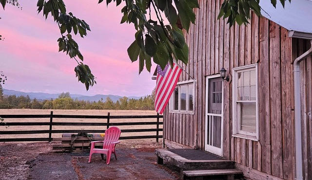 Rustic Cabin on 140-acre Working Cattle Ranch