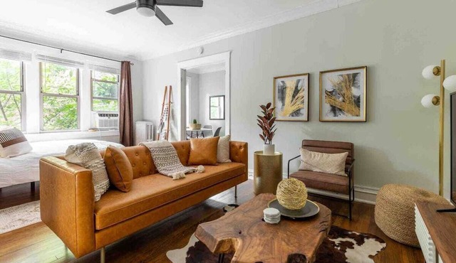 Rustic Studio Apartment in the Heart of Lincoln Square