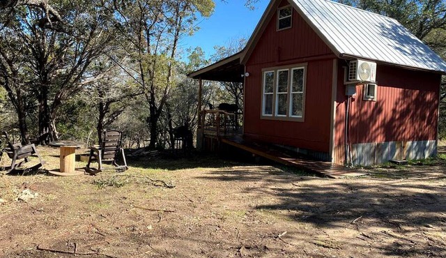 Rustic Texas Hill Country Vacation Rental with a Fire Pit