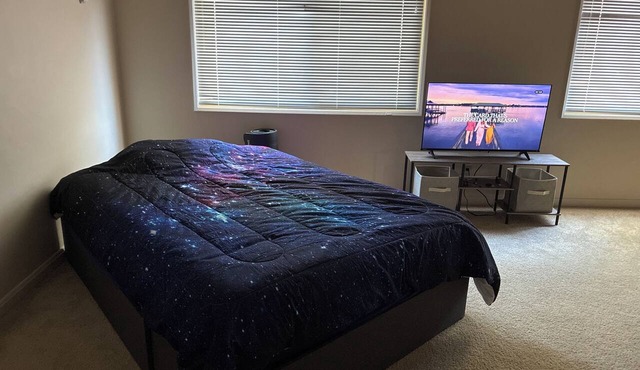 San Mateo Studio: Near Half Moon Bay and the Golden Gate!