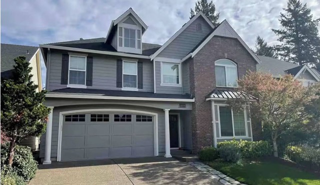 Sanctuary In The City - 4-bedroom house w/Garden in Happy Valley with AC