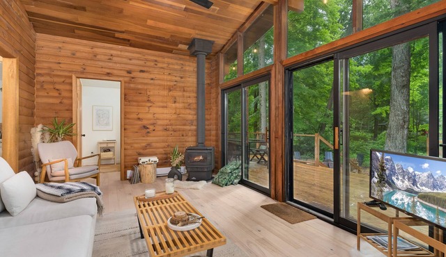 Scandinavian Riverfront Cabin Muskoka in Washago