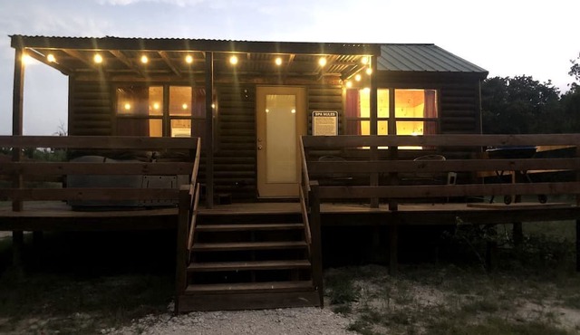 Secluded Cabin Perfect for Nature and Water Sports Lovers in Texas