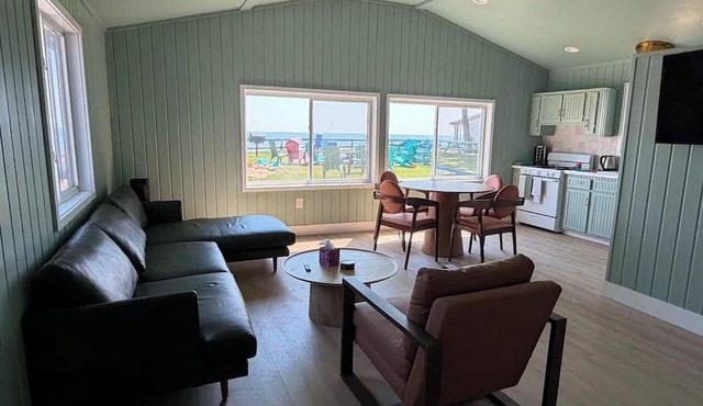Seven Shores Retreat Lake Huron Oscoda Cabin 4
