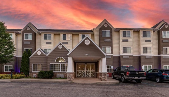 Sleep Inn & Suites Kalamazoo Southwest