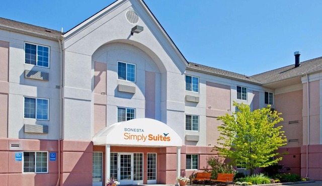 Sonesta Simply Suites Detroit Ann Arbor
