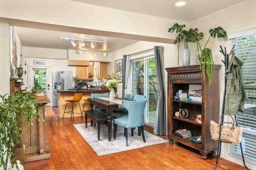 South Burlingame Hideaway